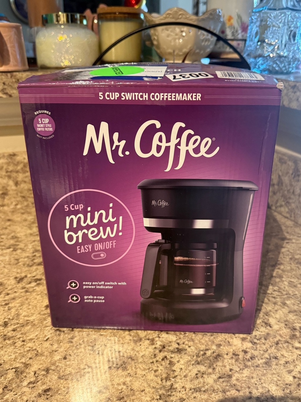 Mr. Coffee Mini Brew Switch Black Coffee Maker 25 Ounces of Coffee Compact